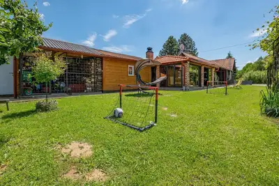 Image de Belle maison Ă Brezane Lekenicke