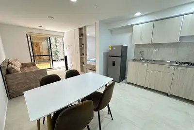 Image de Studio apartment on Av 19 Norte with balcony
