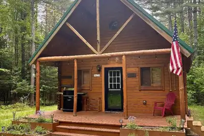Image de Serene Cottage Escape in Wells, Ny Adk Peace, Pines & Possibility