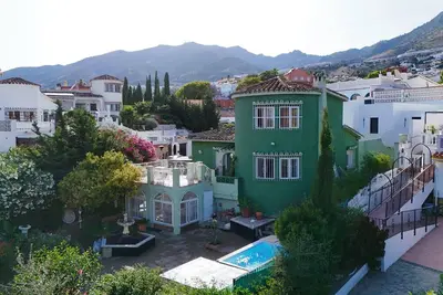 Image de Andalusian Boho Villa • Pool • Garden & Bbq
