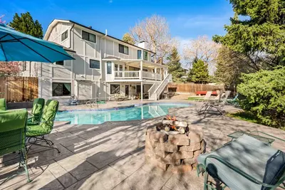 The Good Times Pool House