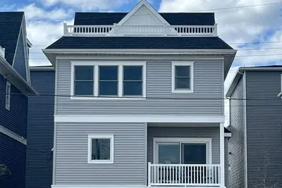 Image de 4br Ortley Beach Home, 1. 5 Blocks to Beach, Bay & Ocean Views!