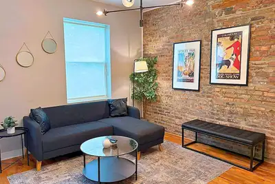 Image de Bright & Roomy 3br in Pilsen
