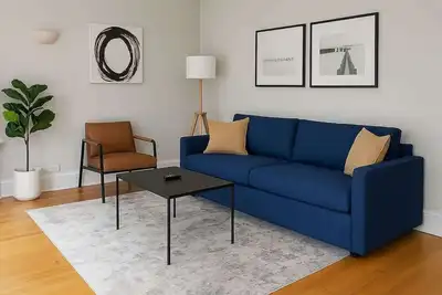 Image de Prime Location! 2br Near Wrigley