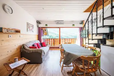 Image de Appartement \"Schnoucky\" avec vue sur les montagnes, balcon et Wi-Fi