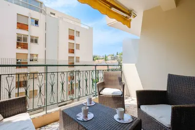 Image de Appartement 'Evasion Cannoise' avec balcon, Wi-Fi et climatisation