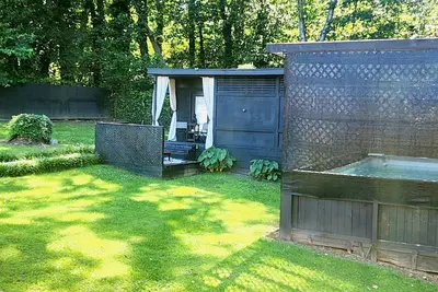 Image de Charming 1-bedroom Private Cottage