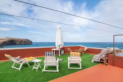 Image de Vacances 'Las Velas' avec vue sur la mer, Wi-Fi et climatisation