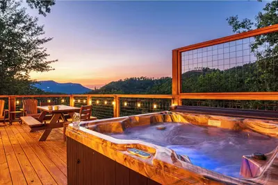 Image de Mtn Views/Hot Tub/Games/5min Prkwy/30min Gatlinburg