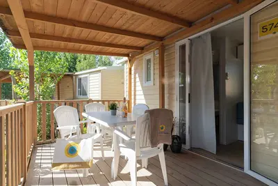 Image de Mobil-home avec piscine pour 6 personnes