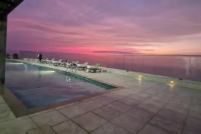 Image de Modern apartment with spectacular  Oceanview