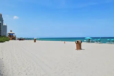 Image de 3-bedroom apartment in superb North Miami Beach with fitness room, WiFi