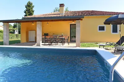 Maison Nina by Interhome