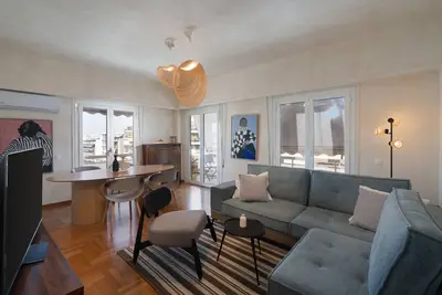 Image de Liv - Artistic Rooftop Apartment in Pagrati