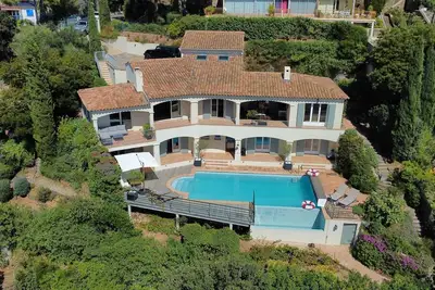 Image de La Villa Belvédère au Lavandou