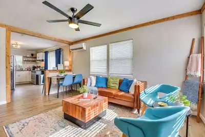 Image de 5 Mi to Dtwn Tulsa: Pet-Friendly Home!