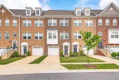 Image de Fenced Yard: Spacious Southern Maryland Townhome!