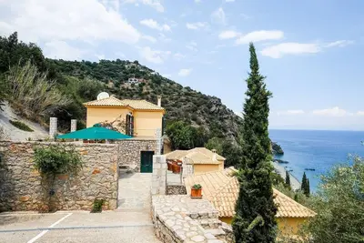 Image de Villa à Pera Melana près de Kissakas Plage