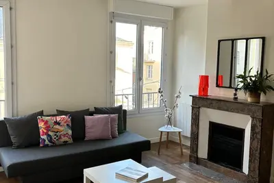Image de Appartement T2 en hyper centre, Place du Pilori