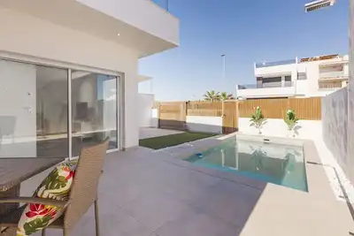 Image de Stylish Villa with (heated) private pool - 900 meters from the beach