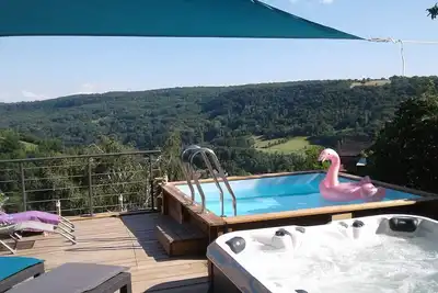 Image de Mini studio panorama avec piscine