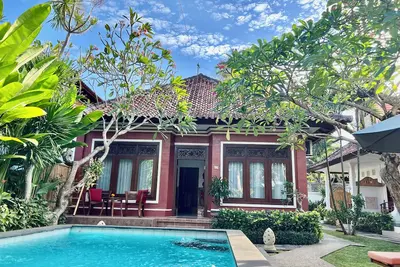Villa Tiga Naga Sanur