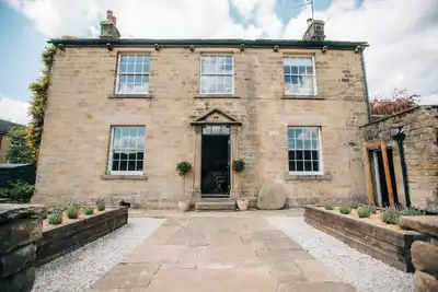 Image de Stylish Georgian Residence in the heart of the Peak District with stunning views