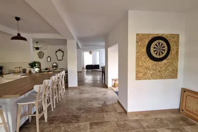 Image de Maison de groupe en Bourgogne : L'Antre Amis - Spacieuse pour famille et amis