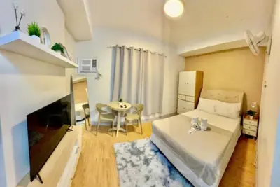 Image de Canary Yellowish Studio Condo Unit in Tranquil Cagayan De Oro City with WiFi, Ac