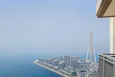 Seafront Retreat, Amazing views