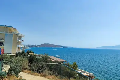 Image de \nSea view apartment good location parking, free WiFi, complete for a long stay\n
