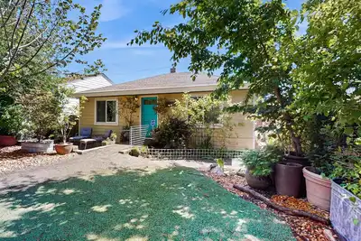 Image de Charming Dog-Friendly Bungalow in Walkable West Seattle