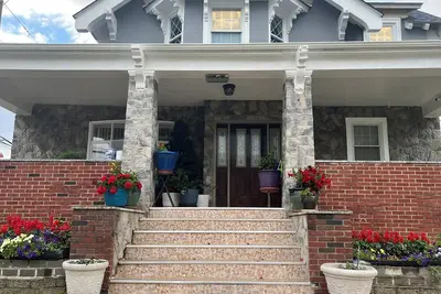 Image de Spacious 3-bedroom apartment with Ac, WiFi in charming Queens