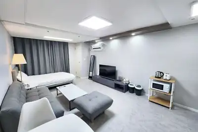 Image de \"Cozy 1-bedroom apartment in wonderful Seoul with WiFi, Ac\"