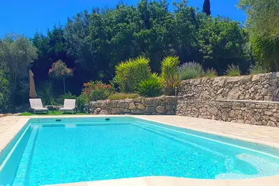 Image de Villa 240 M2 A Sanary Sur Mer 4 Chambres 8 Couchages