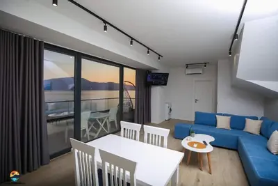 Image de Sunny Hill Residence Apartment with Sea View
