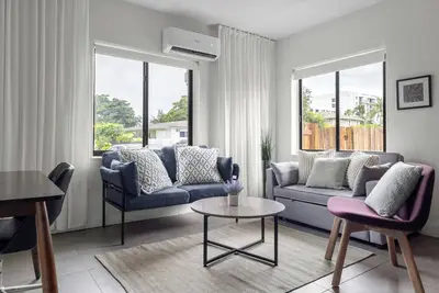 Image de Unit 1 - Cozy 1br Apt w/Parking near Biscayne Blvd - Just 10min to Beach