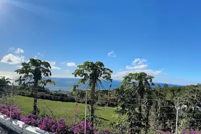 Image de Appartement à Montagne Charlot avec une vue imprenable sur le lagon
