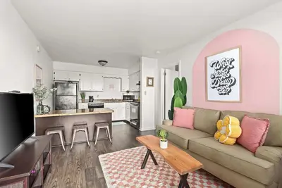 Relax and Unwind on Music Row