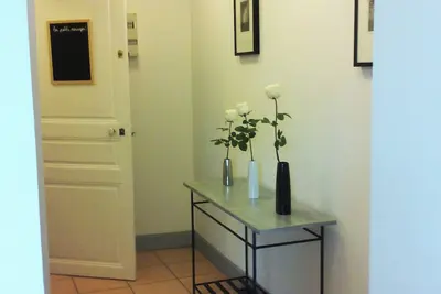 Image de Appartement Au Coeur D'Avignon Calme Et Frais