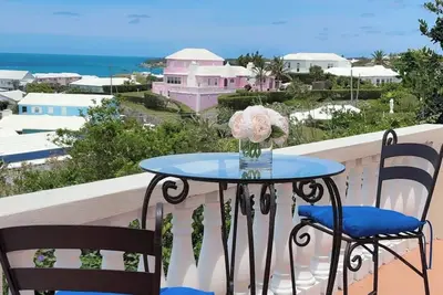 Image de Manders Estate Ocean View Bed & Breakfast - Wake Up to Paradise