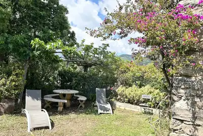 Image de casetta en pierre a 3km de la mer proche du port de taverna et moriani plage