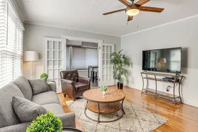 Image de Walk to Main St - Grand Junction Home w/ Gazebo!