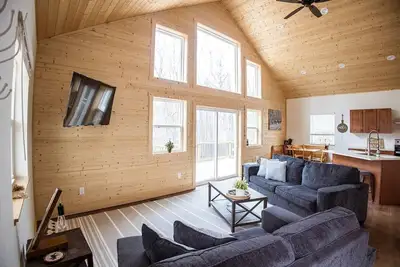 Image de Private Lake Access! Kayaks&Paddleboards! Sleeps9!