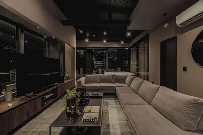 Image de Ep| Revellion 4br Apt A/C, Jacuzzi, Washer&Dryer