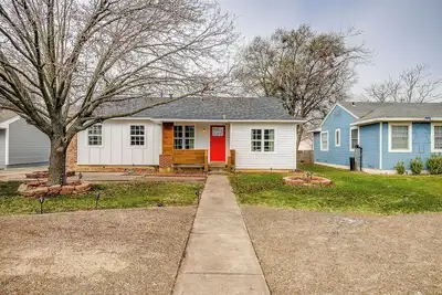 Image de Dallas 3br | King Beds | Fire Pit | 6mi to Dt