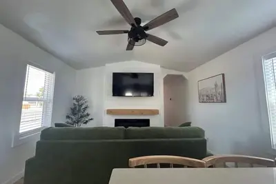 Image de Lake Powell Modern Retreat near Antelope Canyon