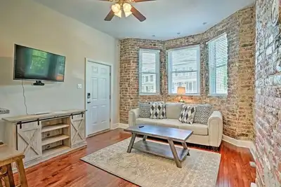 Image de Charming Historic 1-bedroom apartment with WiFi, Ac in pleasant Richmond