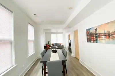 Image de Charming Cottage Home Near Little Italy & Uic