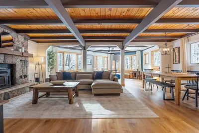 Image de Charming 3 bed/2. 5 bath Northern Mi Retreat at Schuss Mountain